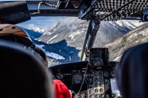 Bell 212 cockpit