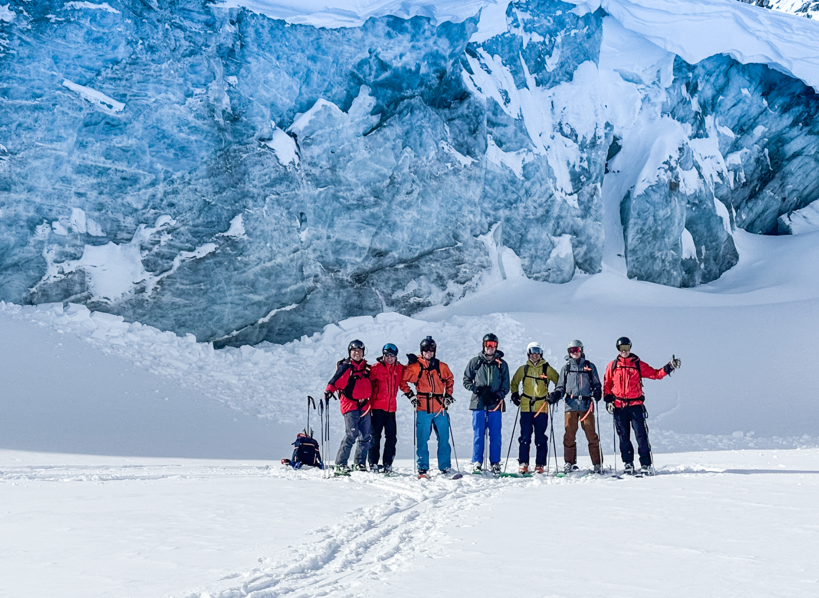 Glacier heliskiing